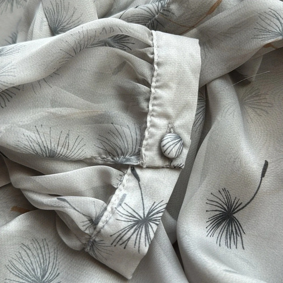 💨Light & flowing Oversize TopShop Semi sheer Vintage Blouse with tie neckline💨 - Picture 4 of 8